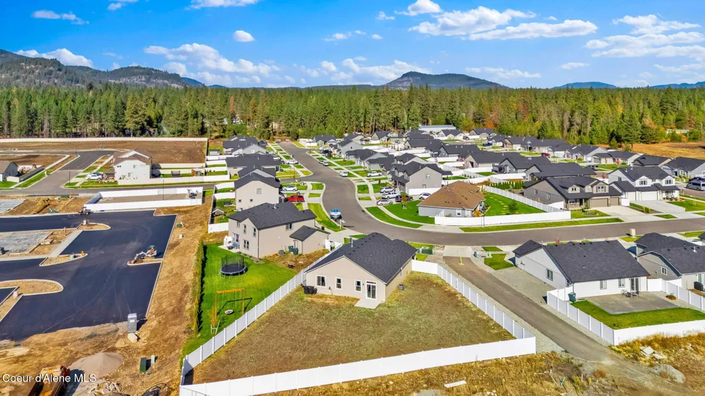 16167 Hadley Loop Rathdrum, ID 83858
