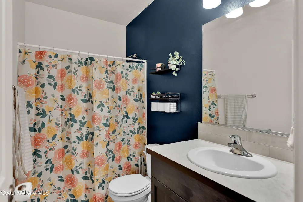 16167 Hadley Loop Rathdrum, ID 83858