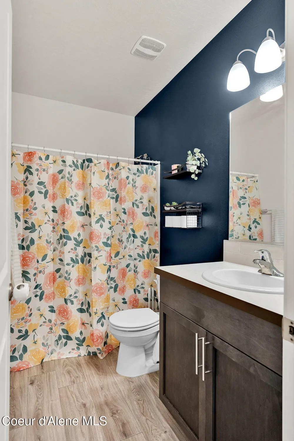 16167 Hadley Loop Rathdrum, ID 83858