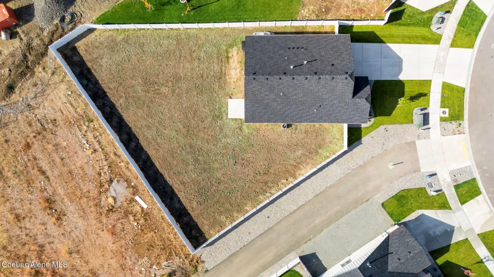 16167 Hadley Loop Rathdrum, ID 83858