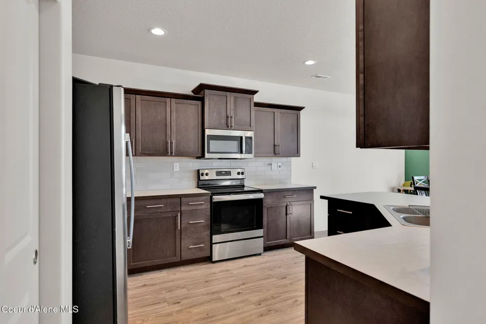 16167 Hadley Loop Rathdrum, ID 83858