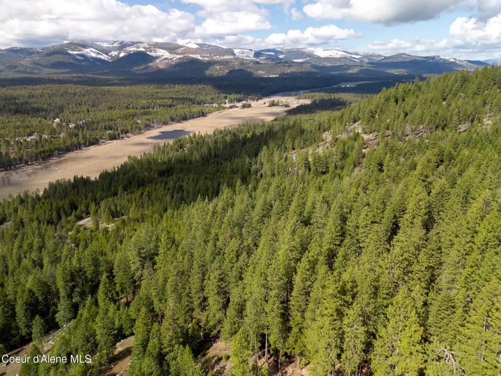 NNA Quiet Heights Rd. Athol, ID 83801
