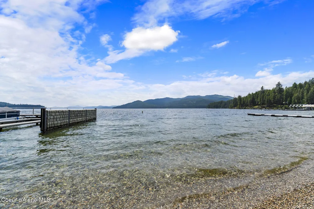 118 Timber Lane Nordman, ID 83848