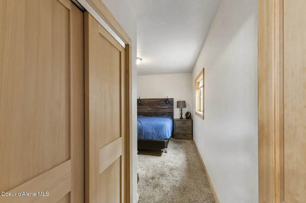 118 Timber Lane Nordman, ID 83848