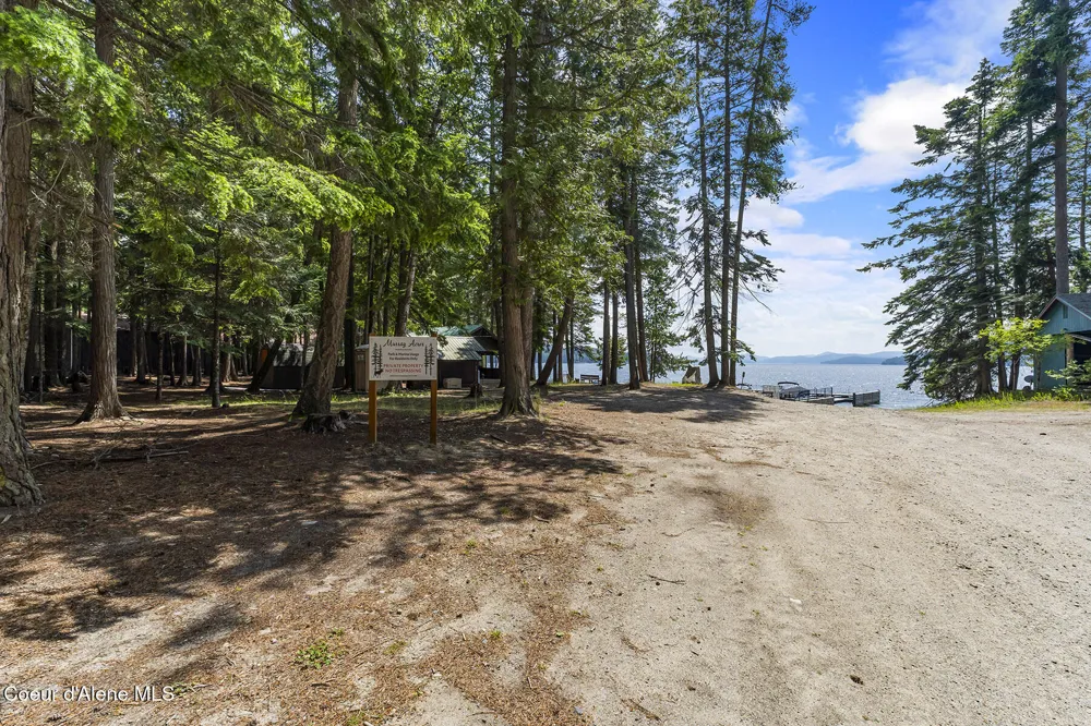 118 Timber Lane Nordman, ID 83848