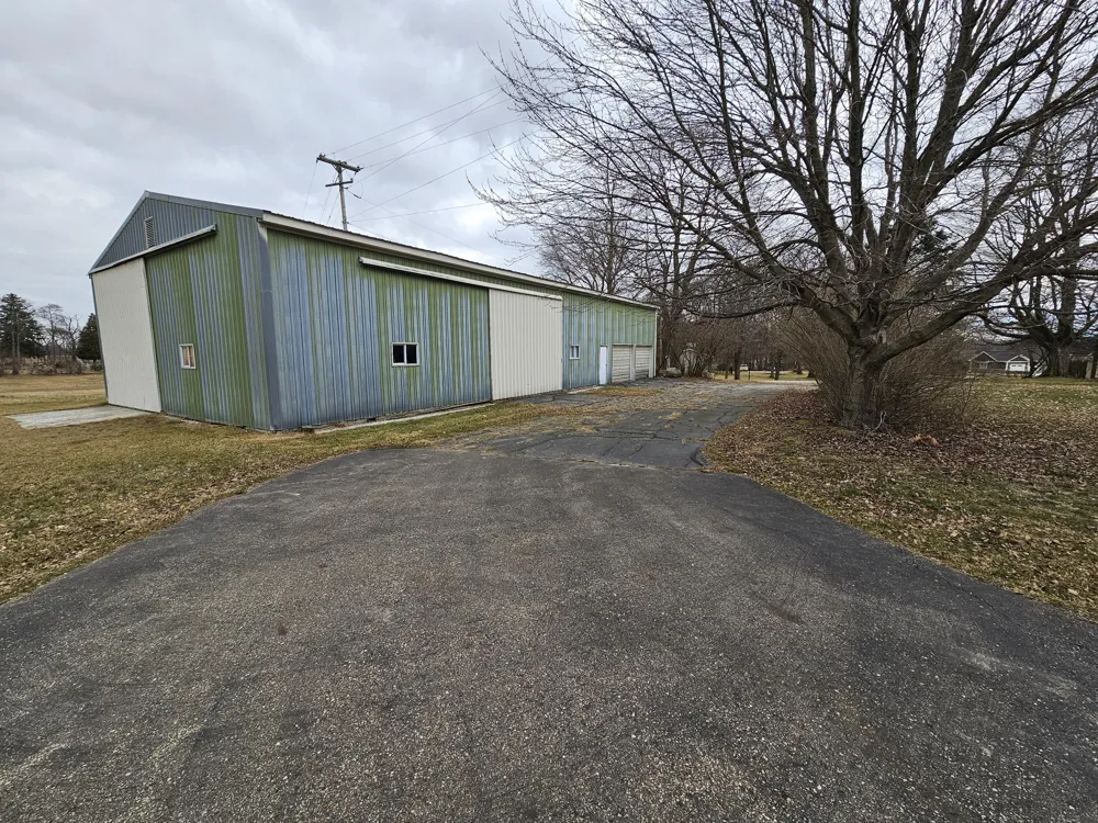 66598 Territorial Road Lawrence, MI 49064