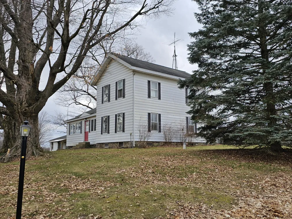 66598 Territorial Road Lawrence, MI 49064