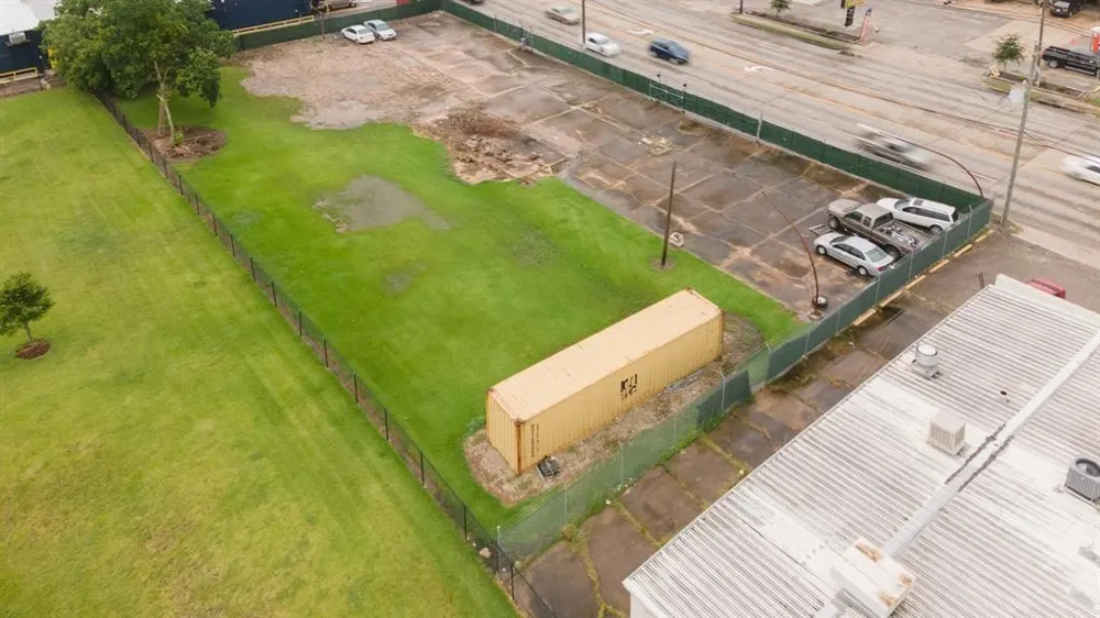 1811 Shaver Street Pasadena, TX 77502