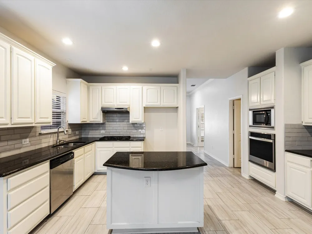 3700 Blanco Creek Trail McKinney, TX 75070