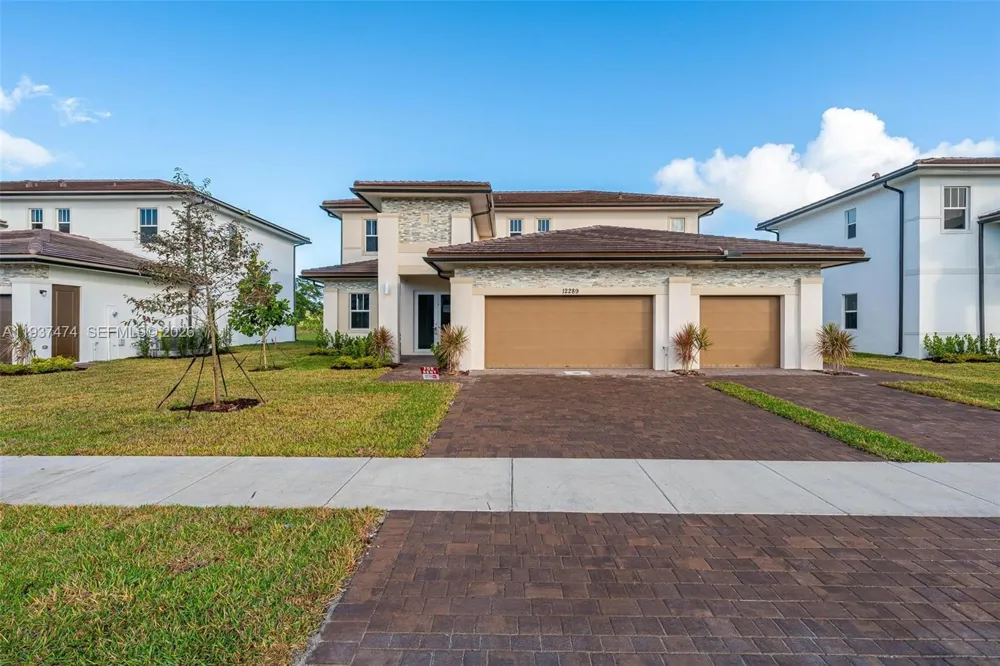 12289 SW 43rd St #0 Davie, FL 33330