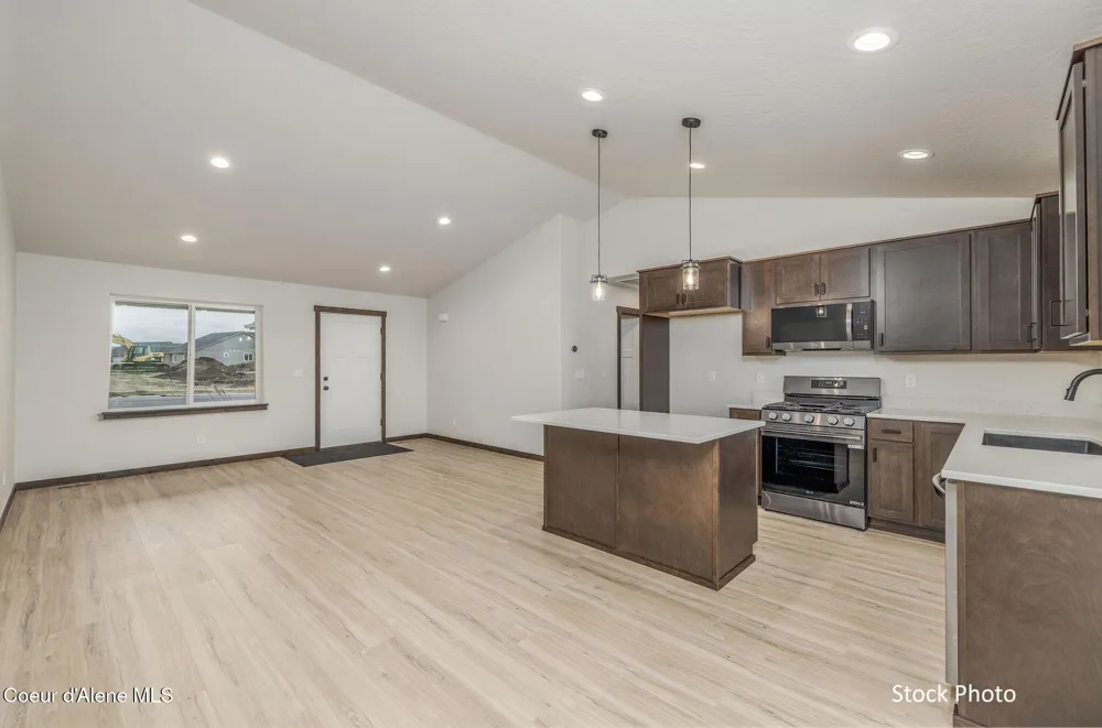 6835 W DALTREY WAY Rathdrum, ID 83858