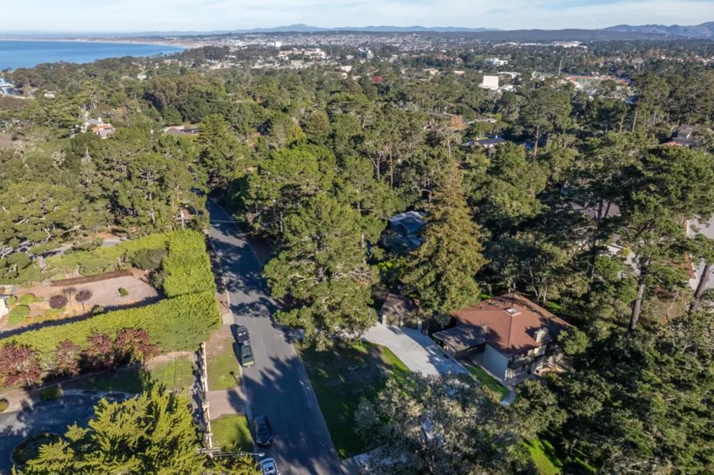1125 Alta Mesa Road Monterey, CA 93940