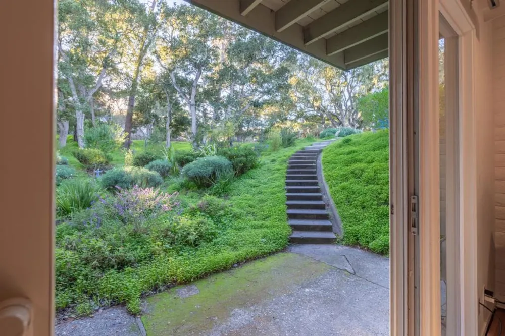 1125 Alta Mesa Road Monterey, CA 93940