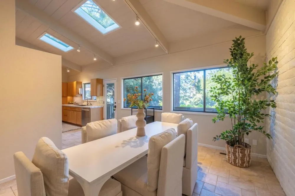 1125 Alta Mesa Road Monterey, CA 93940