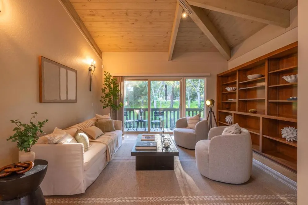 1125 Alta Mesa Road Monterey, CA 93940