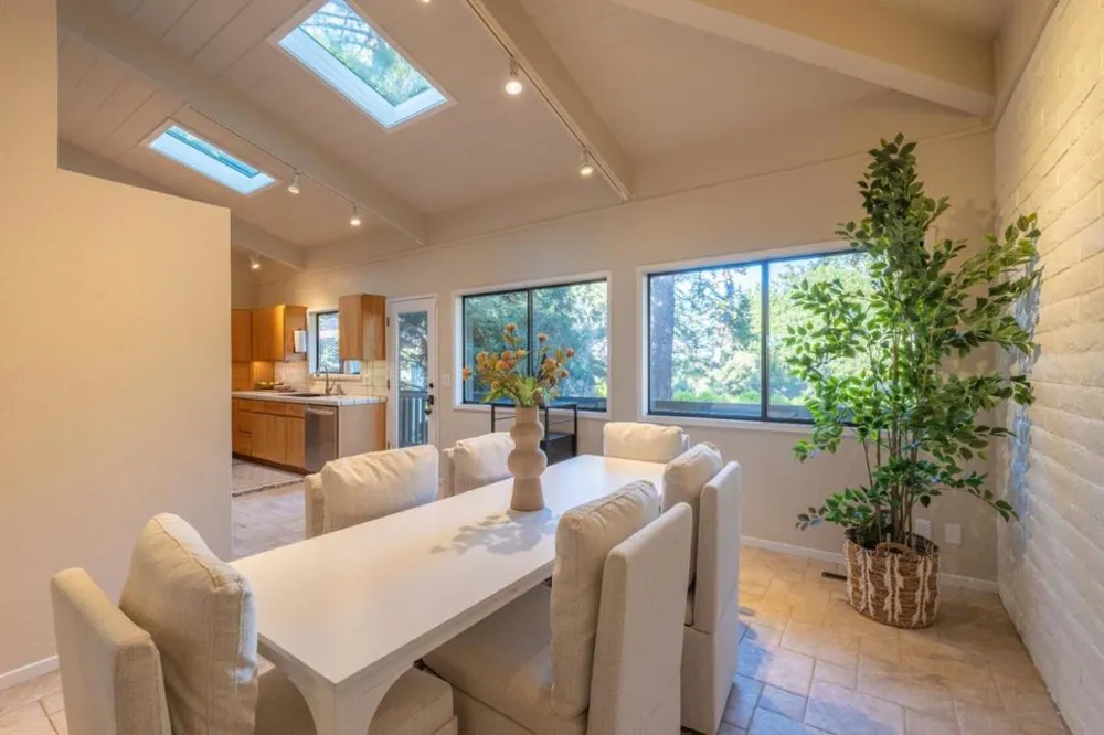 1125 Alta Mesa Road Monterey, CA 93940