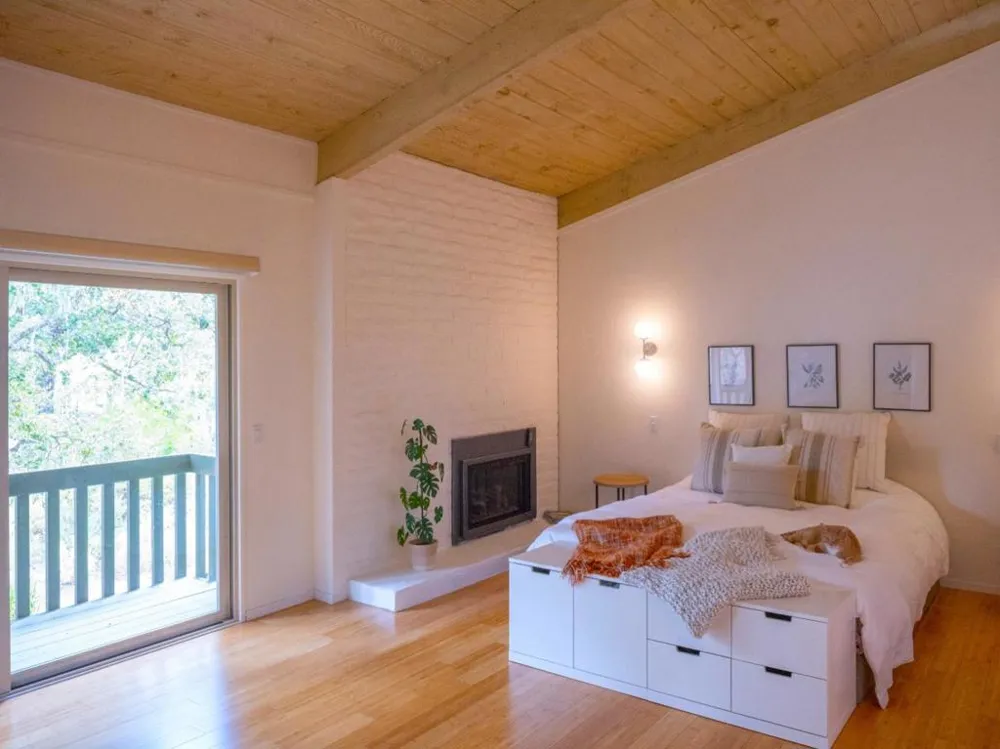 1125 Alta Mesa Road Monterey, CA 93940