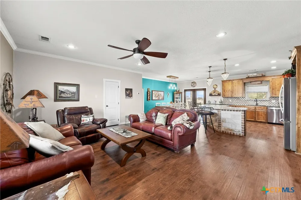 452 County Road 470 Chilton, TX 76632