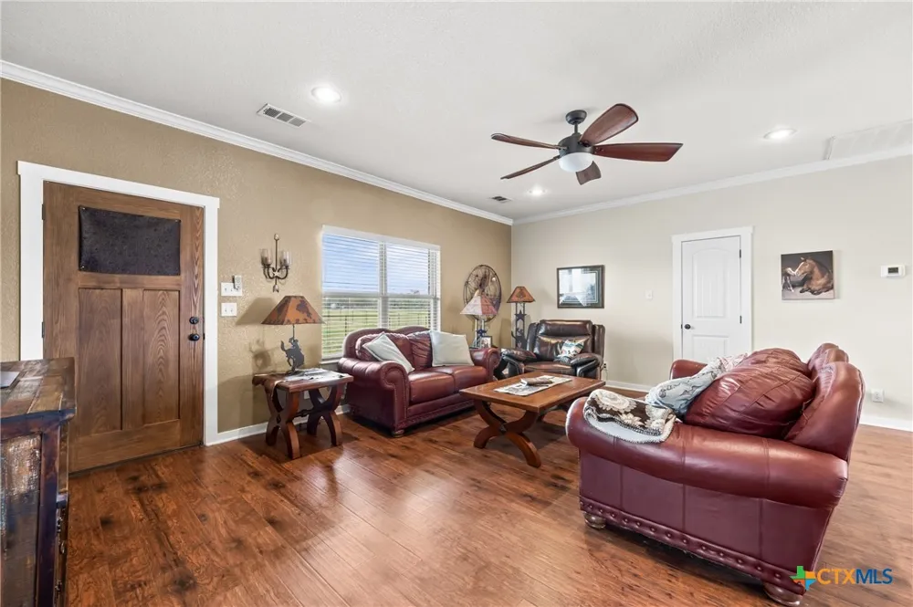 452 County Road 470 Chilton, TX 76632