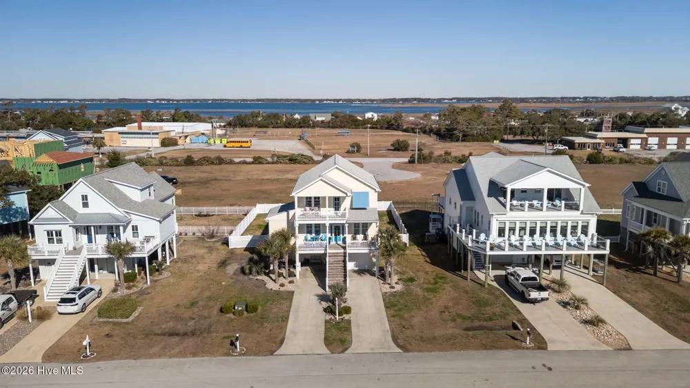 127 Sound Point Drive Harkers Island, NC 28531