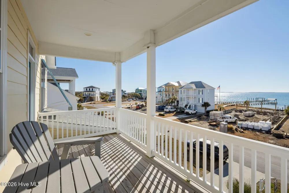 127 Sound Point Drive Harkers Island, NC 28531