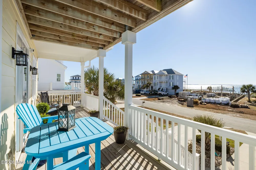 127 Sound Point Drive Harkers Island, NC 28531