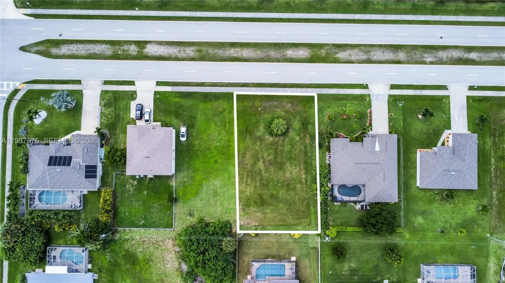 1821 Savona Pkwy W Cape Coral, FL 33914