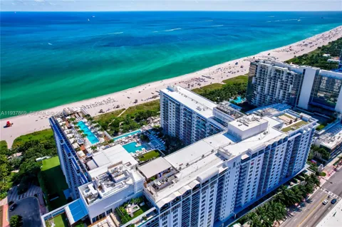 2301 COLLINS AV #1026