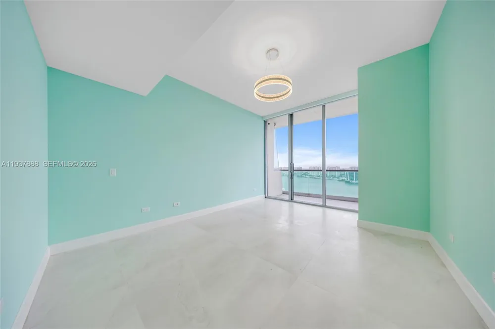 18501 Collins Ave #2502 Sunny Isles Beach, FL 33160