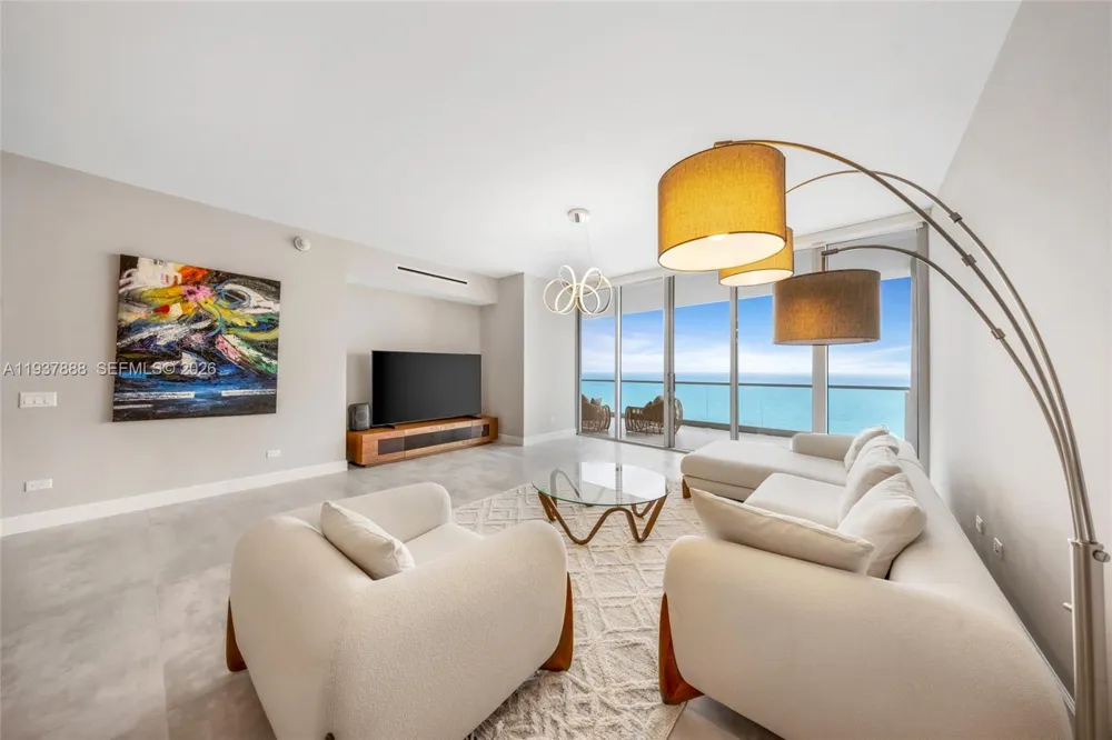 18501 Collins Ave #2502 Sunny Isles Beach, FL 33160
