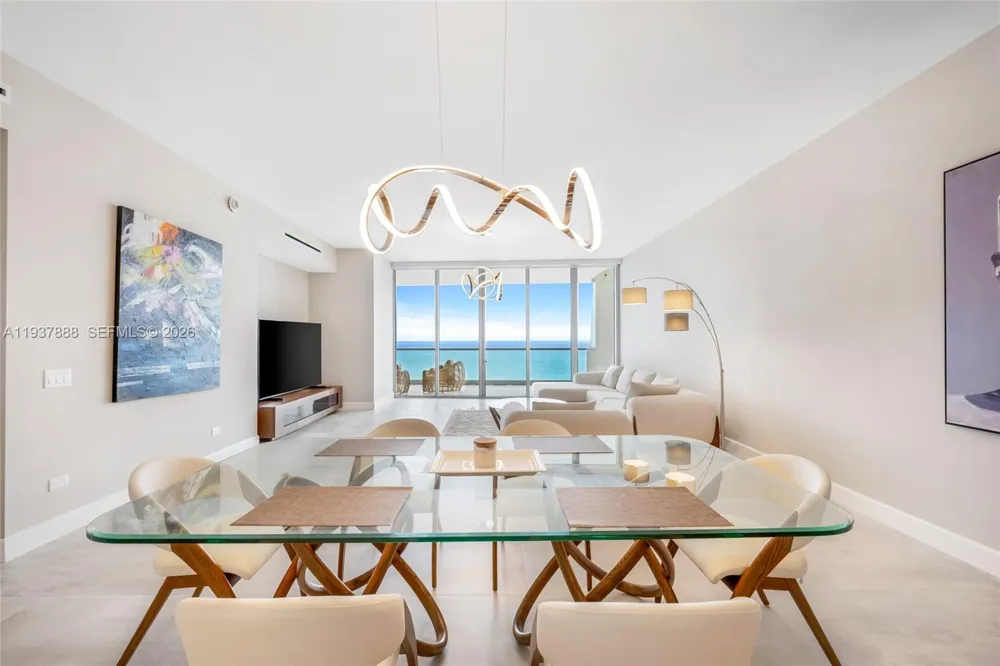 18501 Collins Ave #2502 Sunny Isles Beach, FL 33160