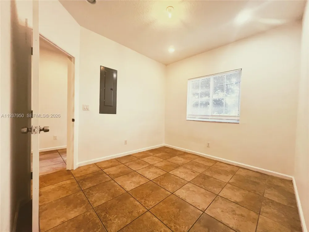 5906 Woodlands Blvd Tamarac, FL 33319