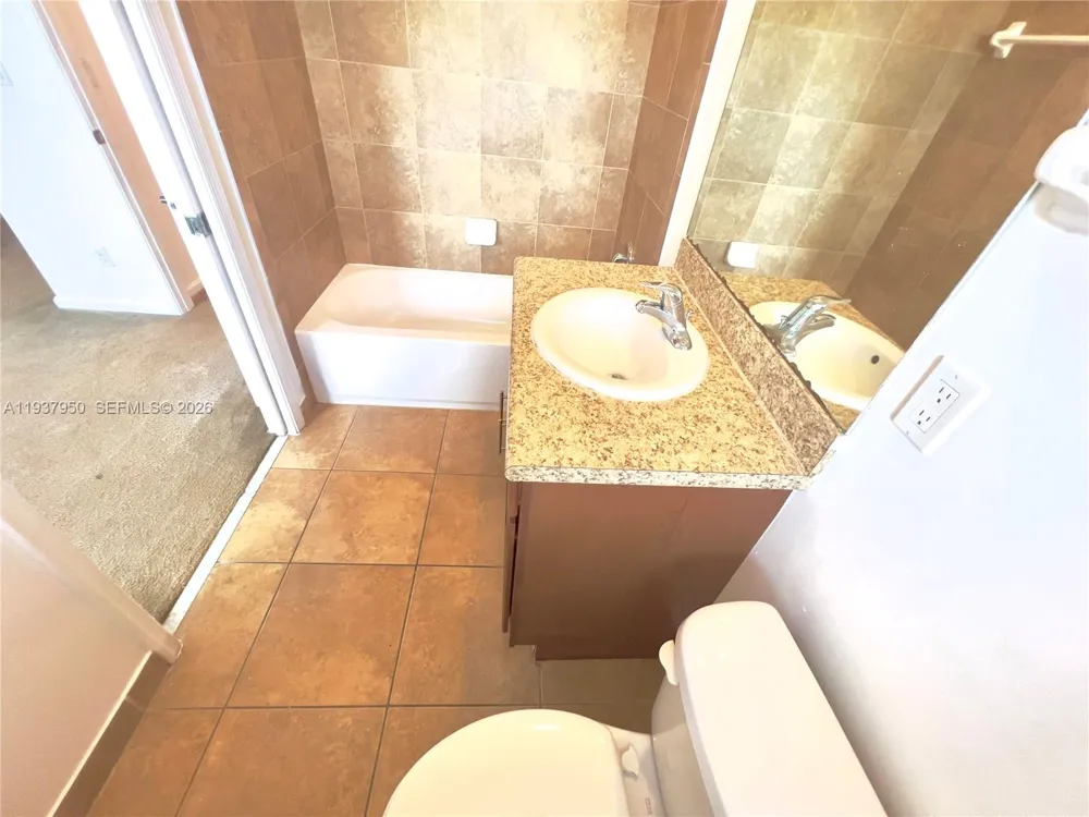 5906 Woodlands Blvd Tamarac, FL 33319