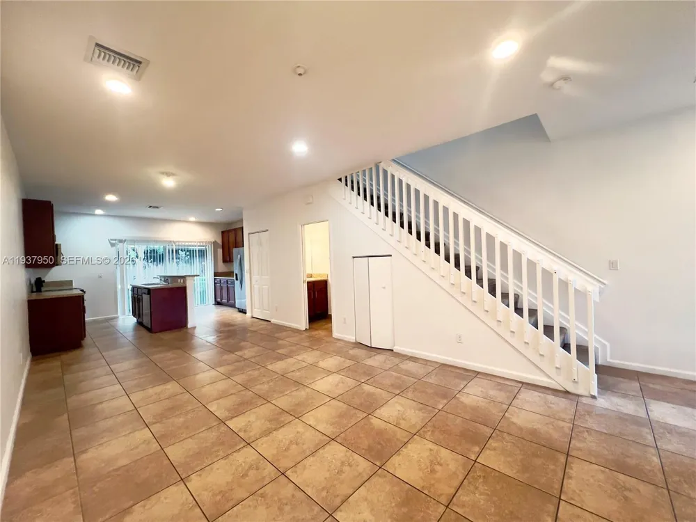 5906 Woodlands Blvd Tamarac, FL 33319