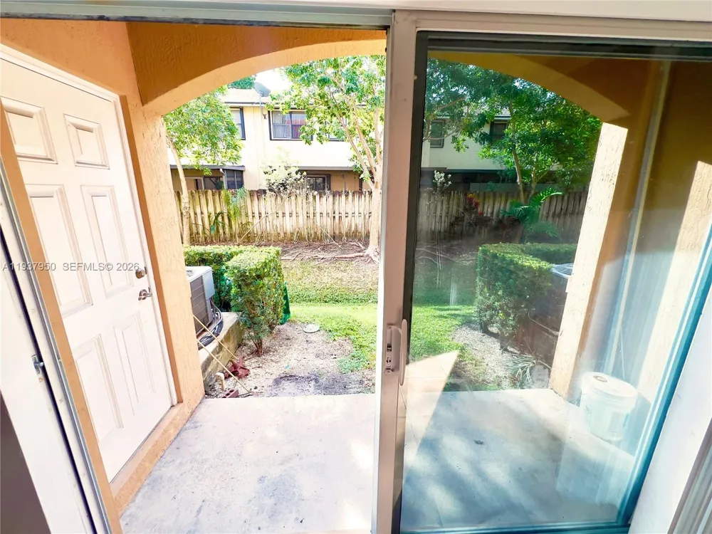 5906 Woodlands Blvd Tamarac, FL 33319