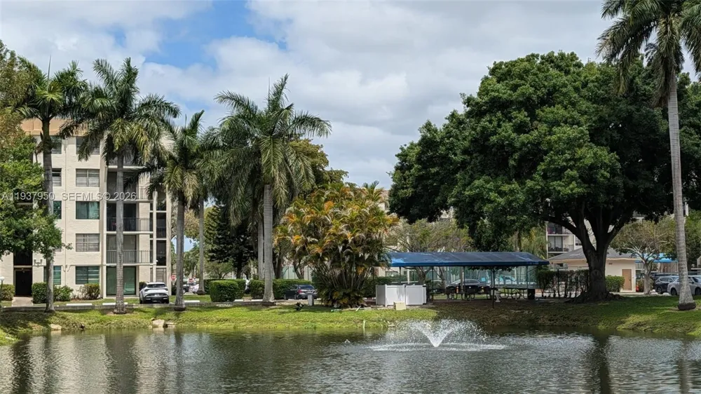 5906 Woodlands Blvd Tamarac, FL 33319
