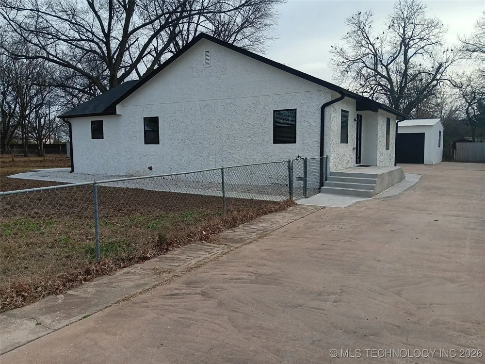 234 E 147th Street S