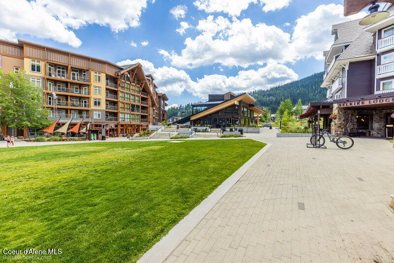 614 Telemark Road Sandpoint, ID 83864