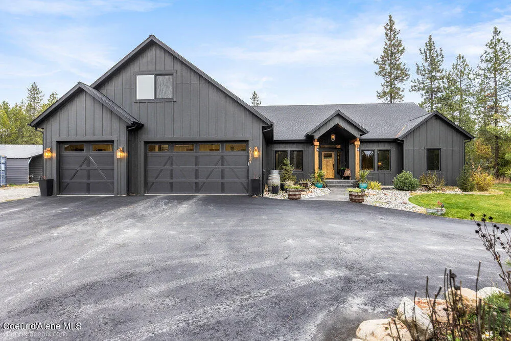 29131 Hindman Street Athol, ID 83801