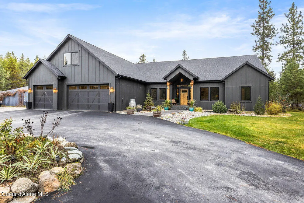 29131 Hindman Street Athol, ID 83801