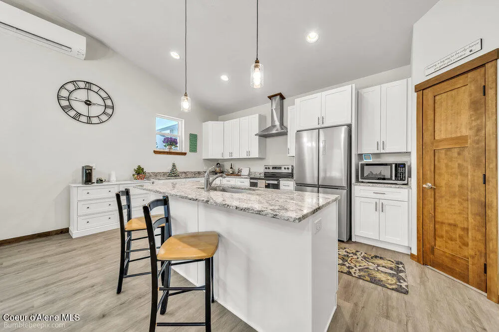 39 James Way Oldtown, ID 83822