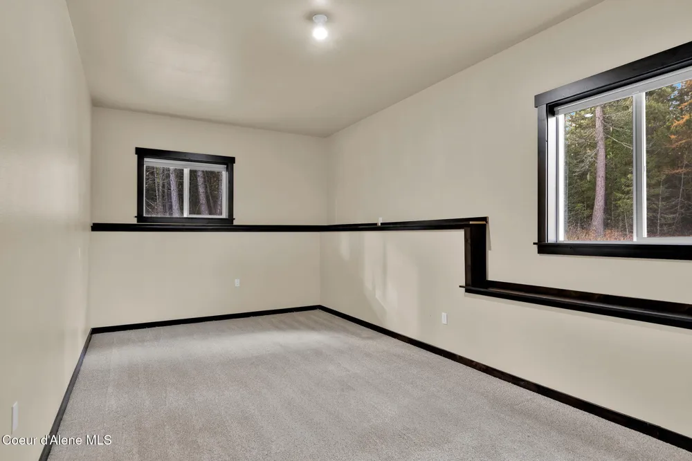 42 Seneacquoteen Drive Priest River, ID 83856