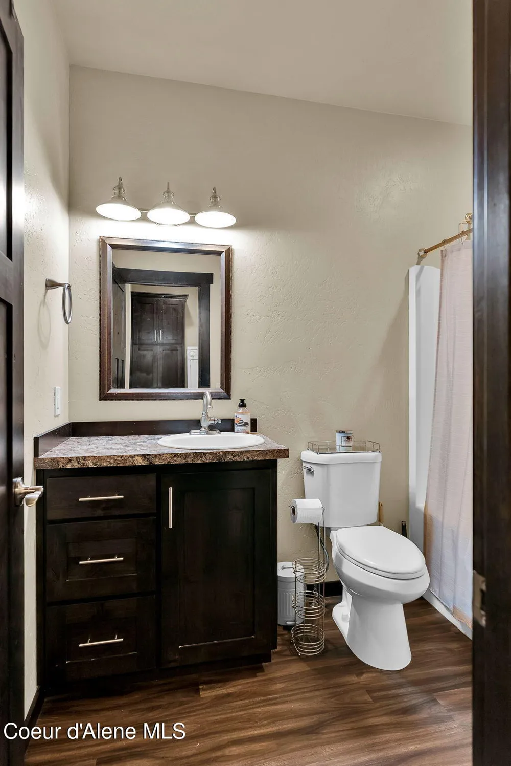 42 Seneacquoteen Drive Priest River, ID 83856