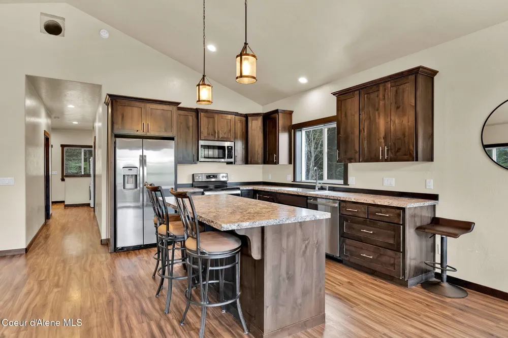 42 Seneacquoteen Drive Priest River, ID 83856