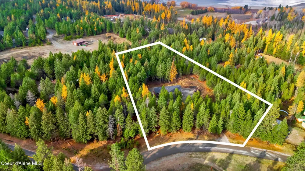 42 Seneacquoteen Drive Priest River, ID 83856