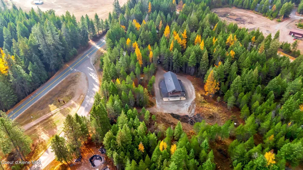 42 Seneacquoteen Drive Priest River, ID 83856