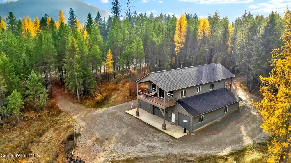 42 Seneacquoteen Drive Priest River, ID 83856