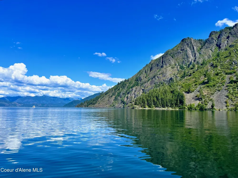 5 Crystal Springs Road Sandpoint, ID 83864