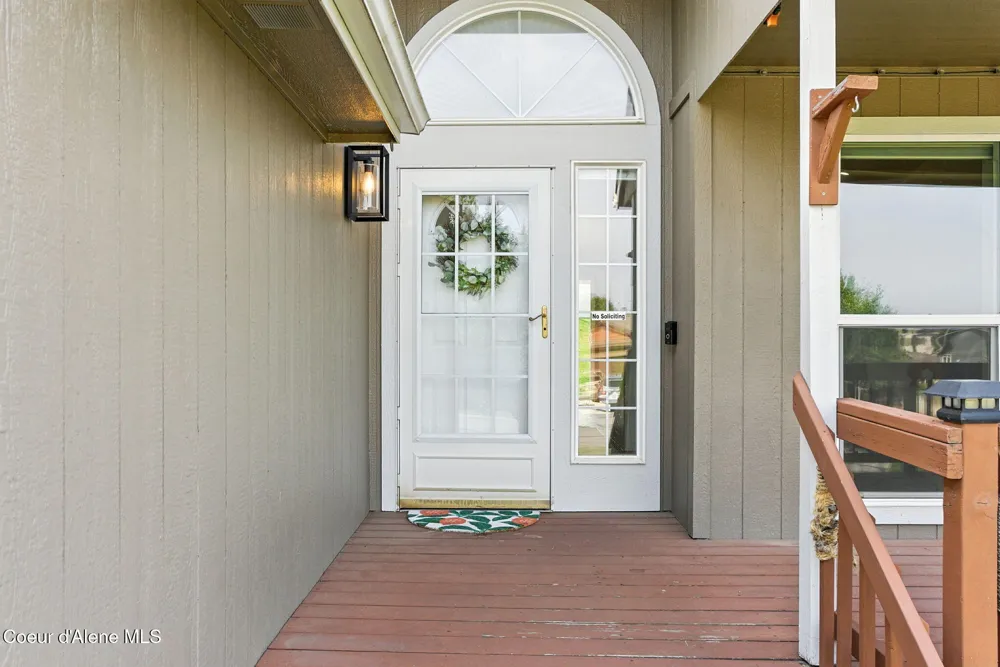 1124 Moen Road Greenacres, WA 99016