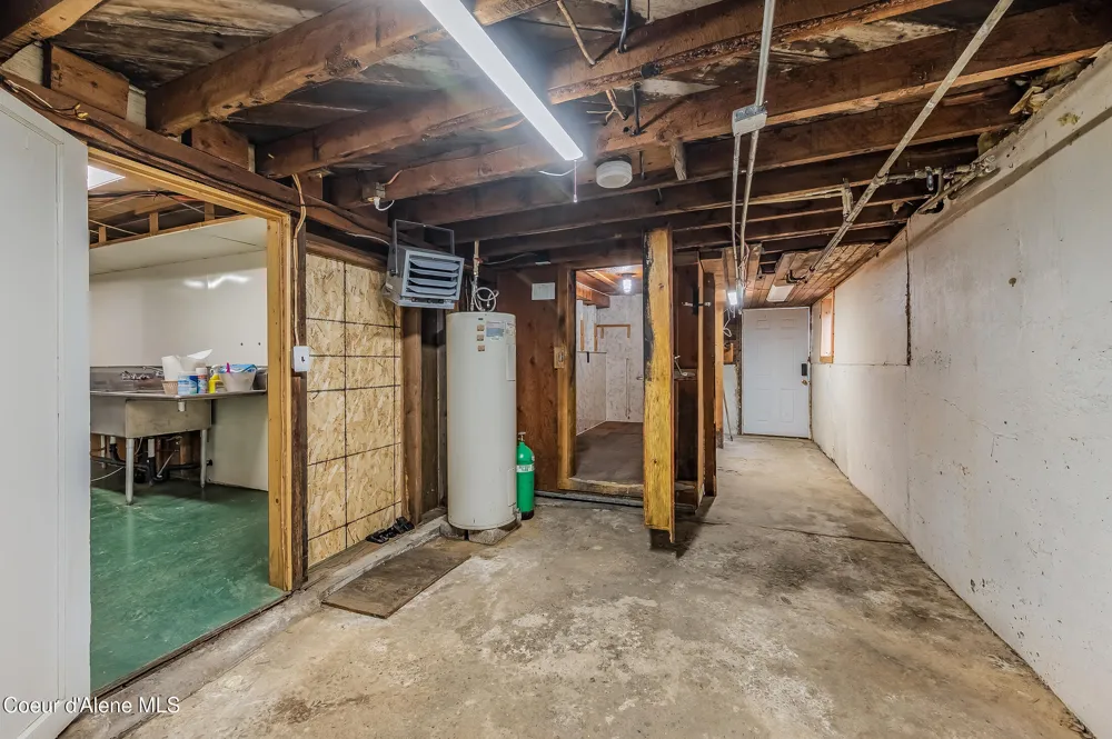 22090 S Hwy 3 Cataldo, ID 83810